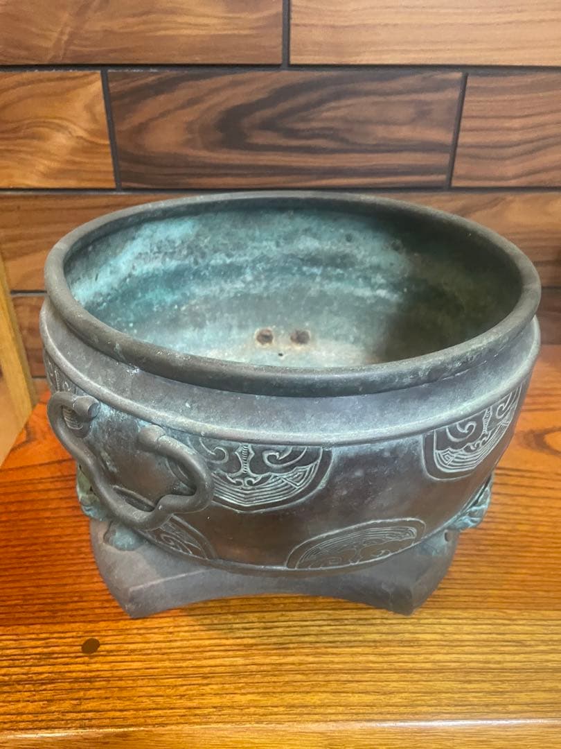 古銅　火鉢　獣三つ足　木台付き　骨董