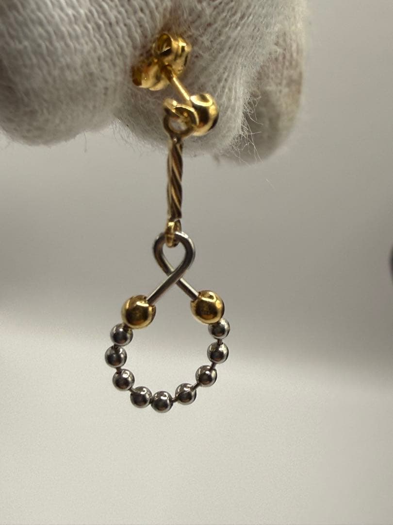 18金（K18）×コンビカラー（イエロー×ホワイト）デザインピアス