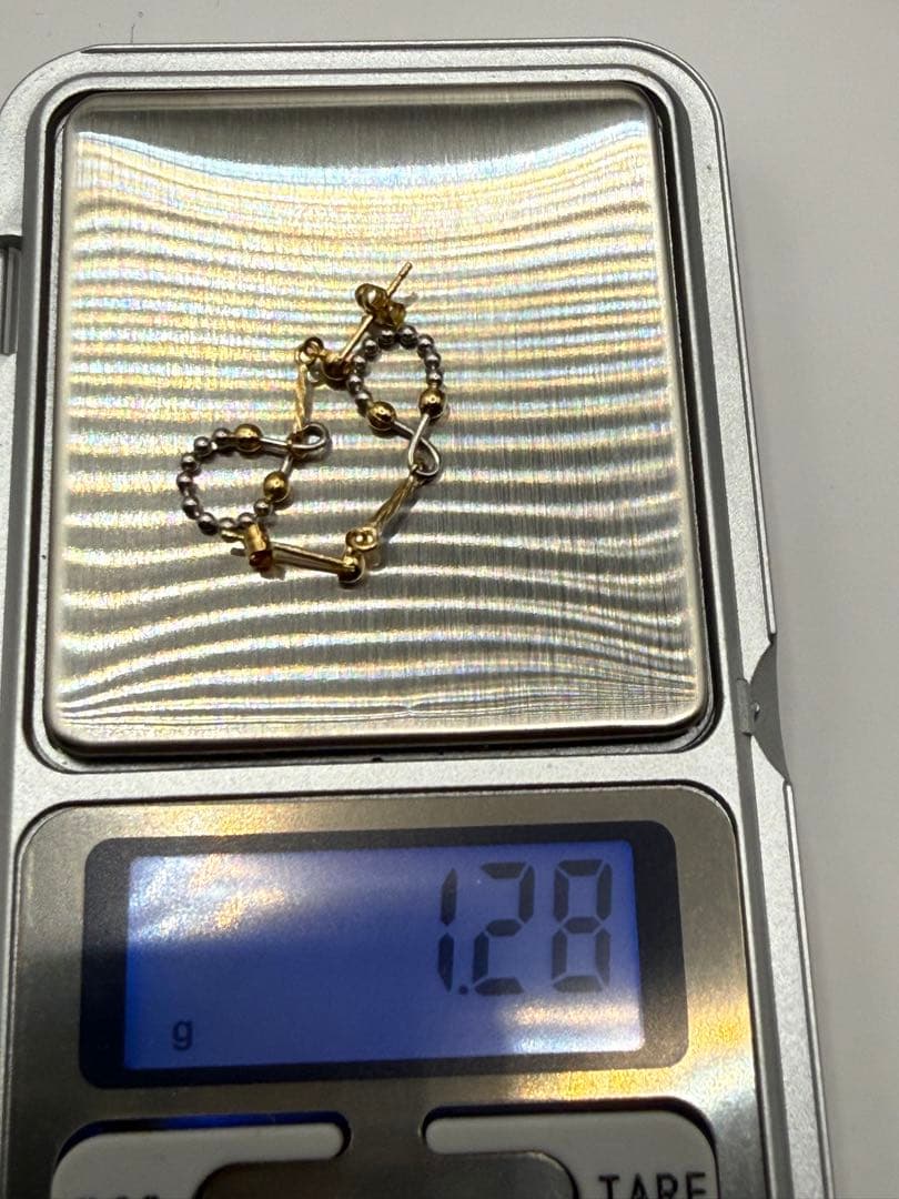 18金（K18）×コンビカラー（イエロー×ホワイト）デザインピアス