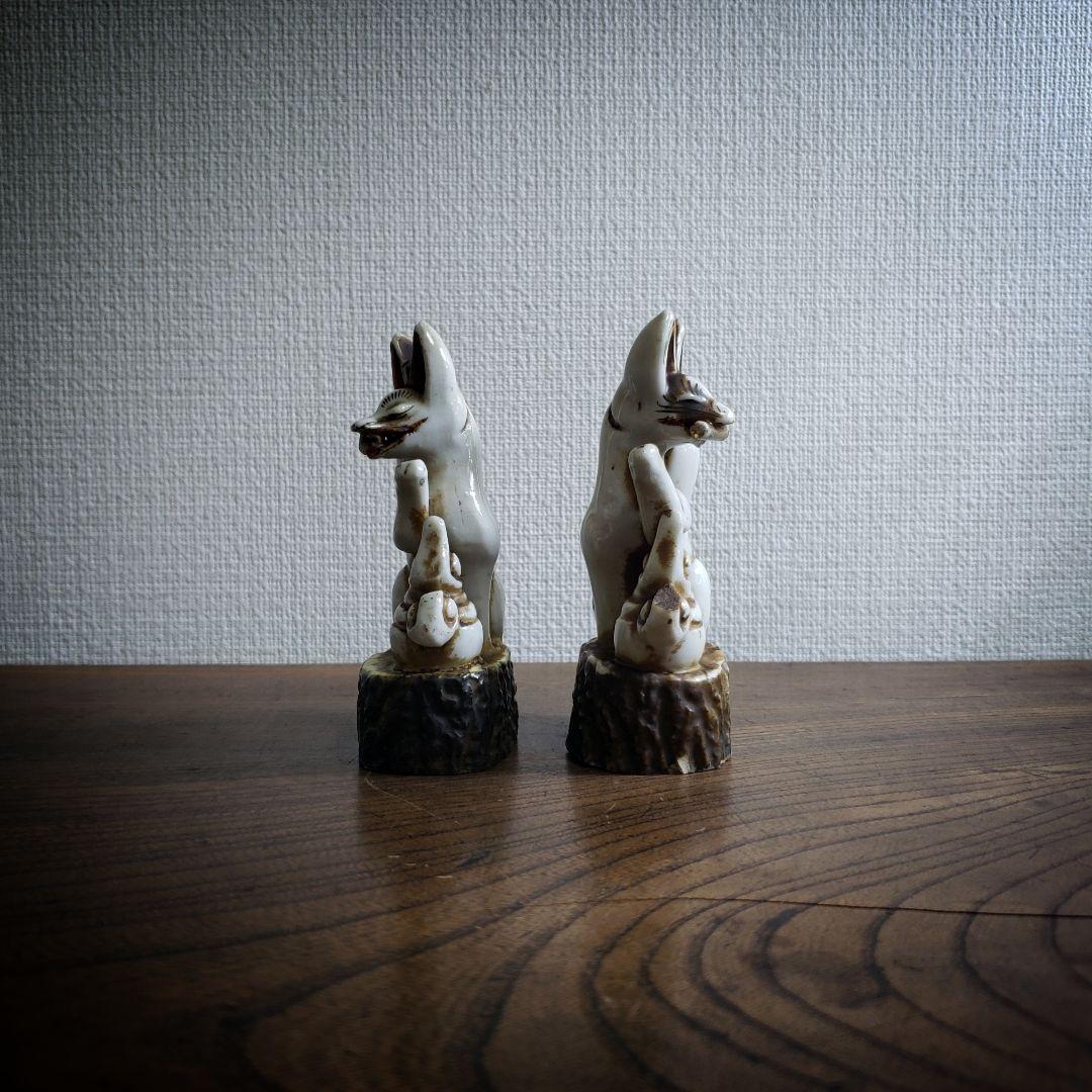 時代物　白磁　色絵　金彩　御稲荷様　神狐　稲荷狐　置物　一対　高さ10cm