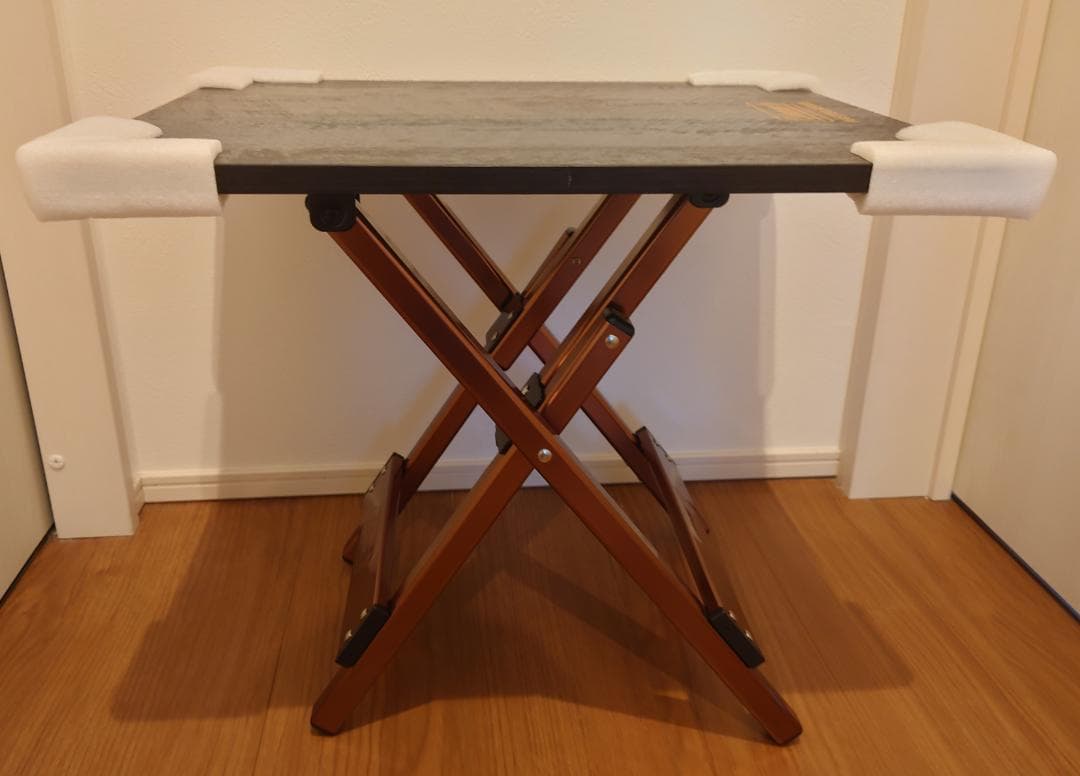 コールマン　バタフライサイドテーブル　新品・未使用品