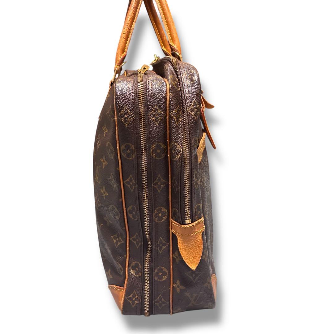 ルイヴィトン　ポルトドキュマン　ヴォワヤージュ　2層　ビジネスバッグ　モノグラム