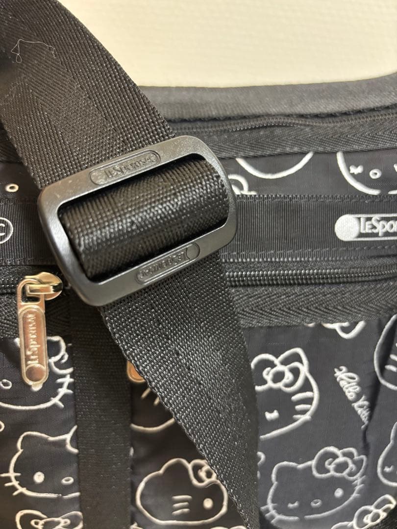 【タグ付き新品】レスポートサック × ハローキティ 50周年限定ショルダーバッグ