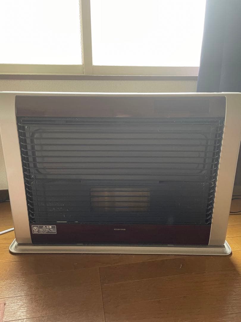 CORONA FF式石油ストーブ FF-AG6811H（2011年製）