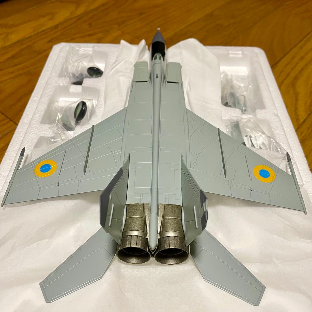 【未使用品】HOBBYMASTER MIG-25 FOXBAT HA5609