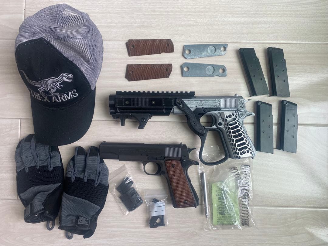 東京マルイ　エアコキ　ガバメント　カスタム品＋装備品