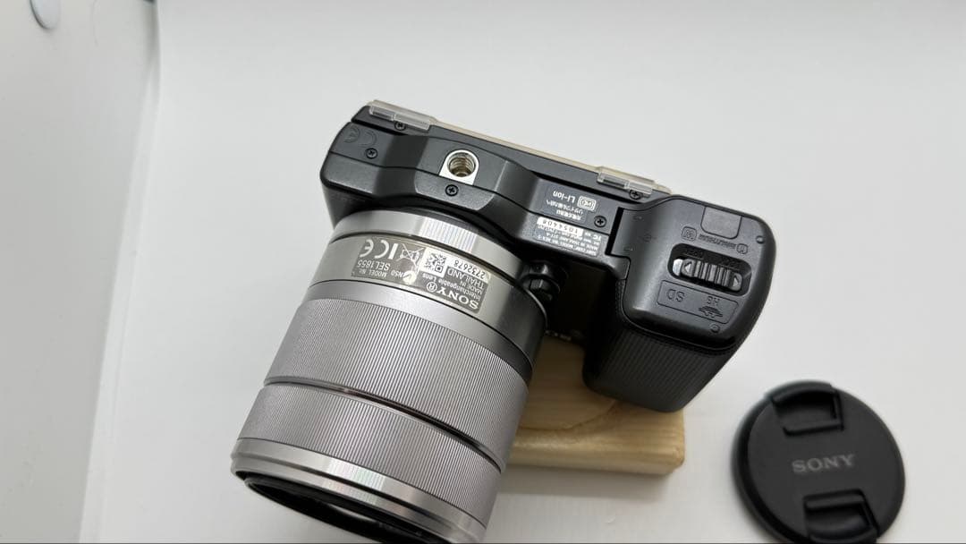 Sony NEX5 レンズは18-55 付属品あり