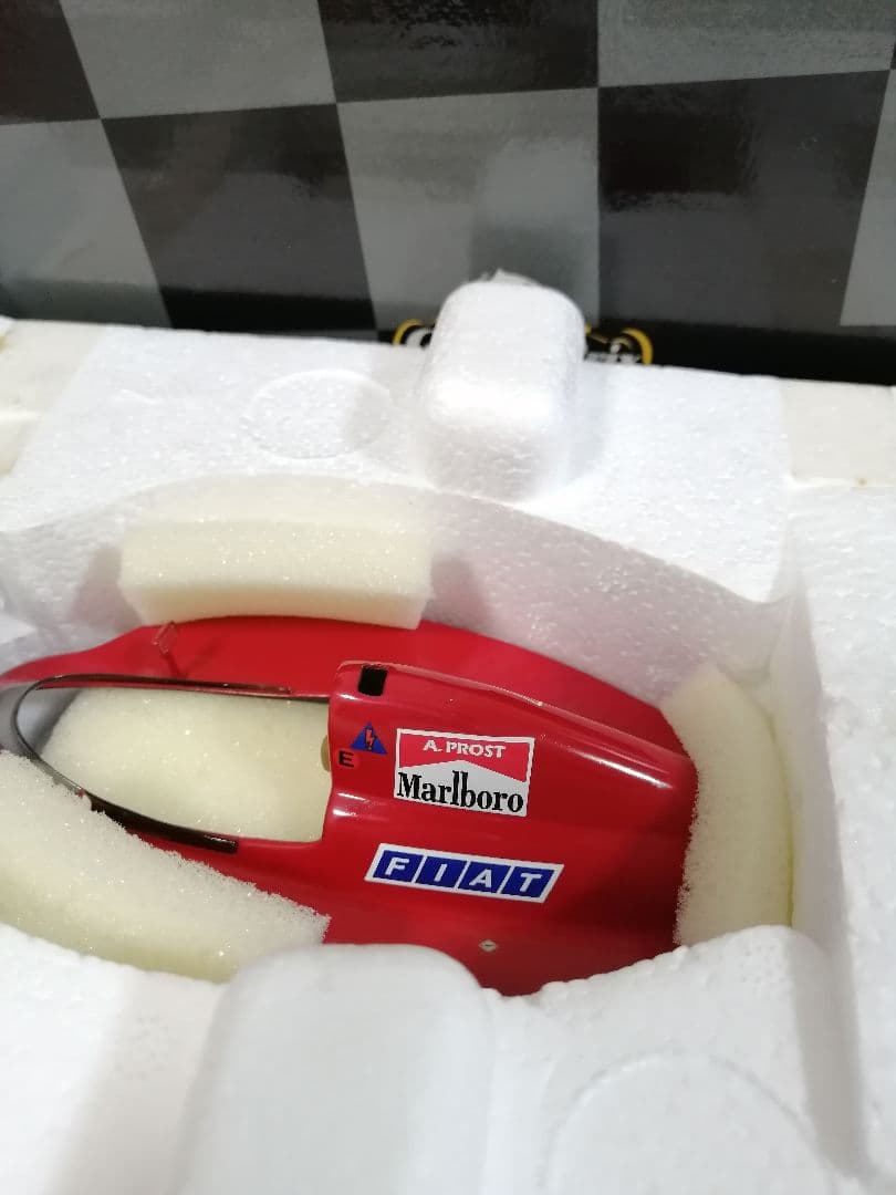 EXOTO　1/18　フェラーリ　641/2