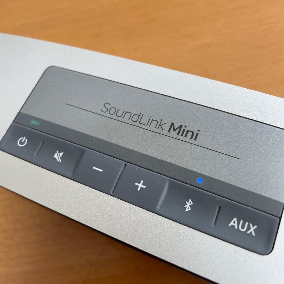 美品！BOSE SoundLink Mini 有線にて使用可能 充電時赤点灯無し