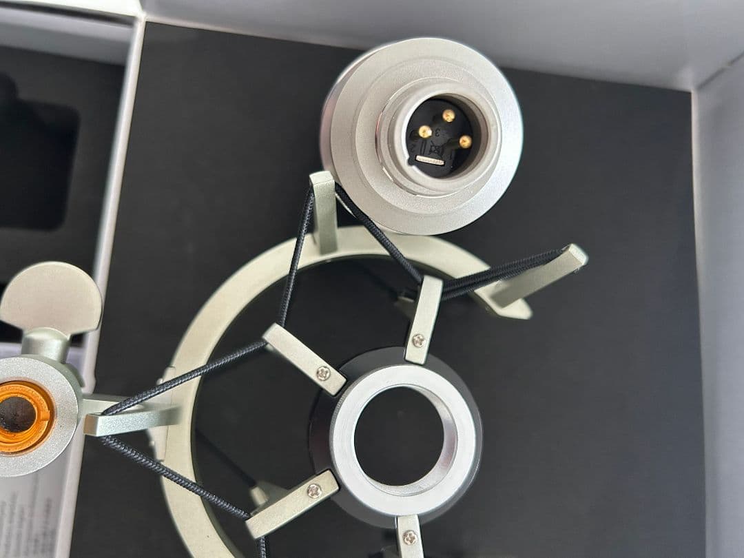 NEUMANN TLM102 コンデンサーマイク (美品)