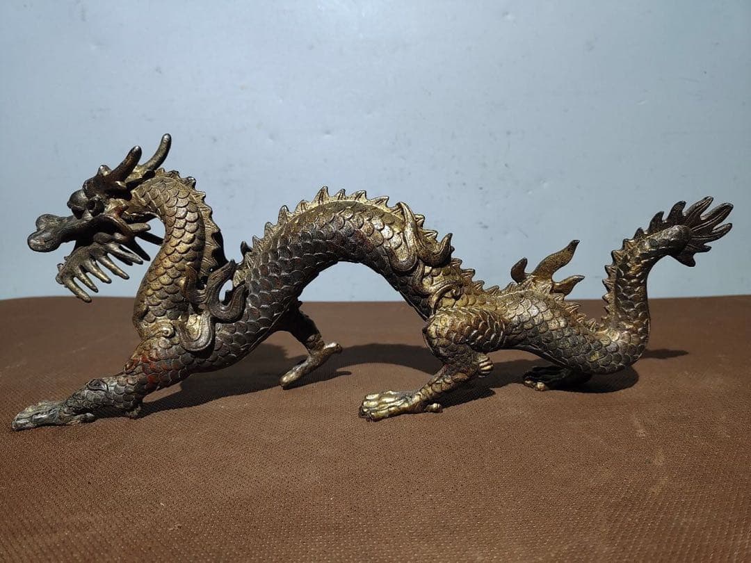 時代物　純銅製泥金龍　アンティーク　置物　古美術