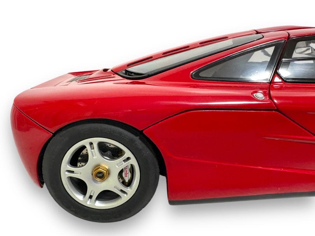 ☆美品/現状　マクラーレン F1 ロードカー　レッド　1/12 希少