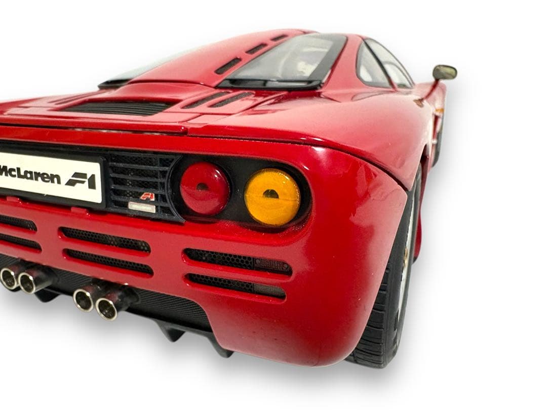 ☆美品/現状　マクラーレン F1 ロードカー　レッド　1/12 希少