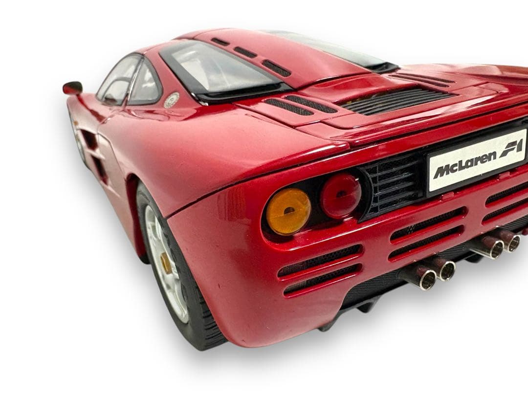 ☆美品/現状　マクラーレン F1 ロードカー　レッド　1/12 希少