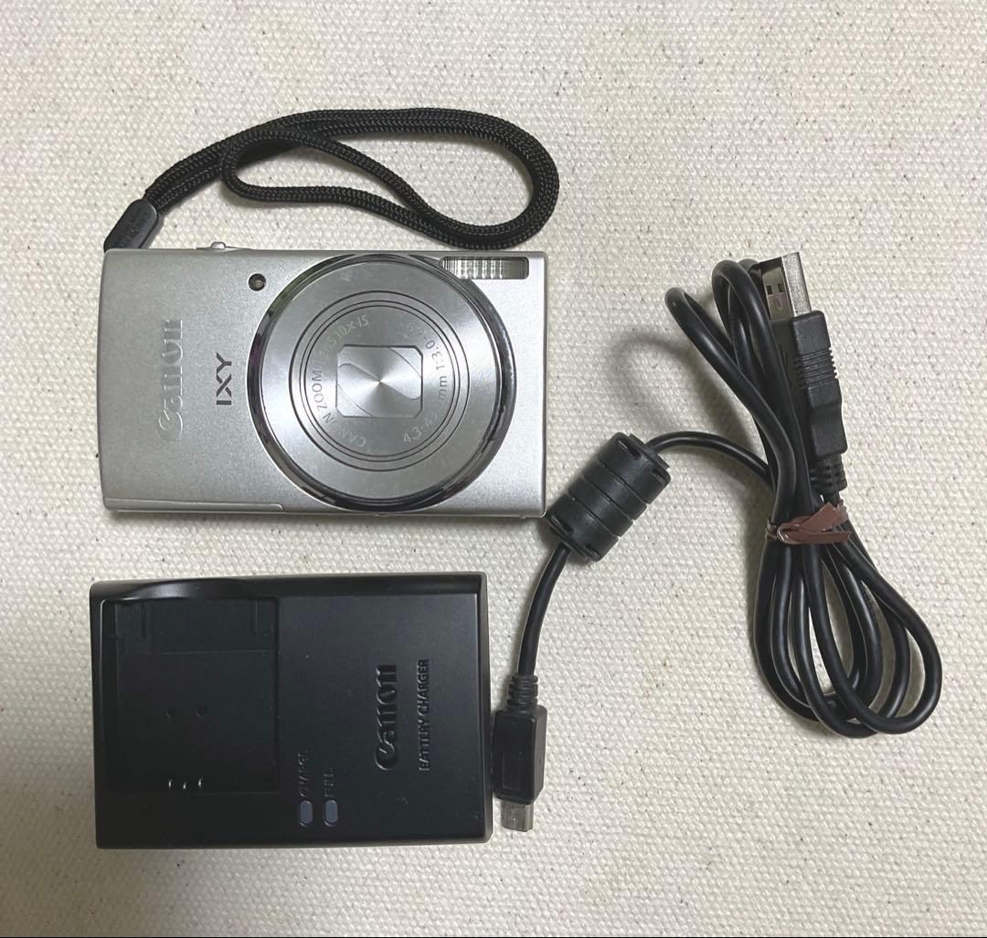 デジカメ　Canon IXY140