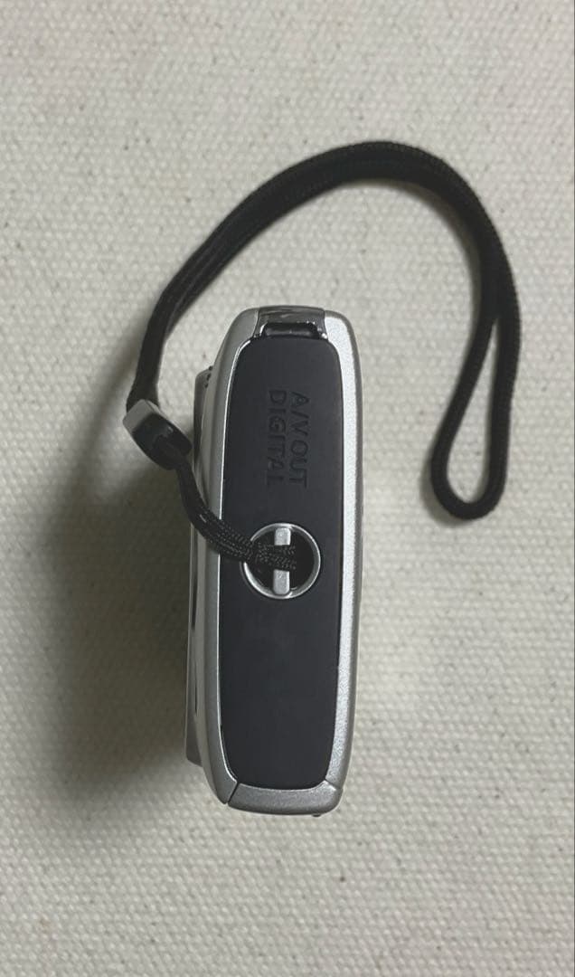 デジカメ　Canon IXY140