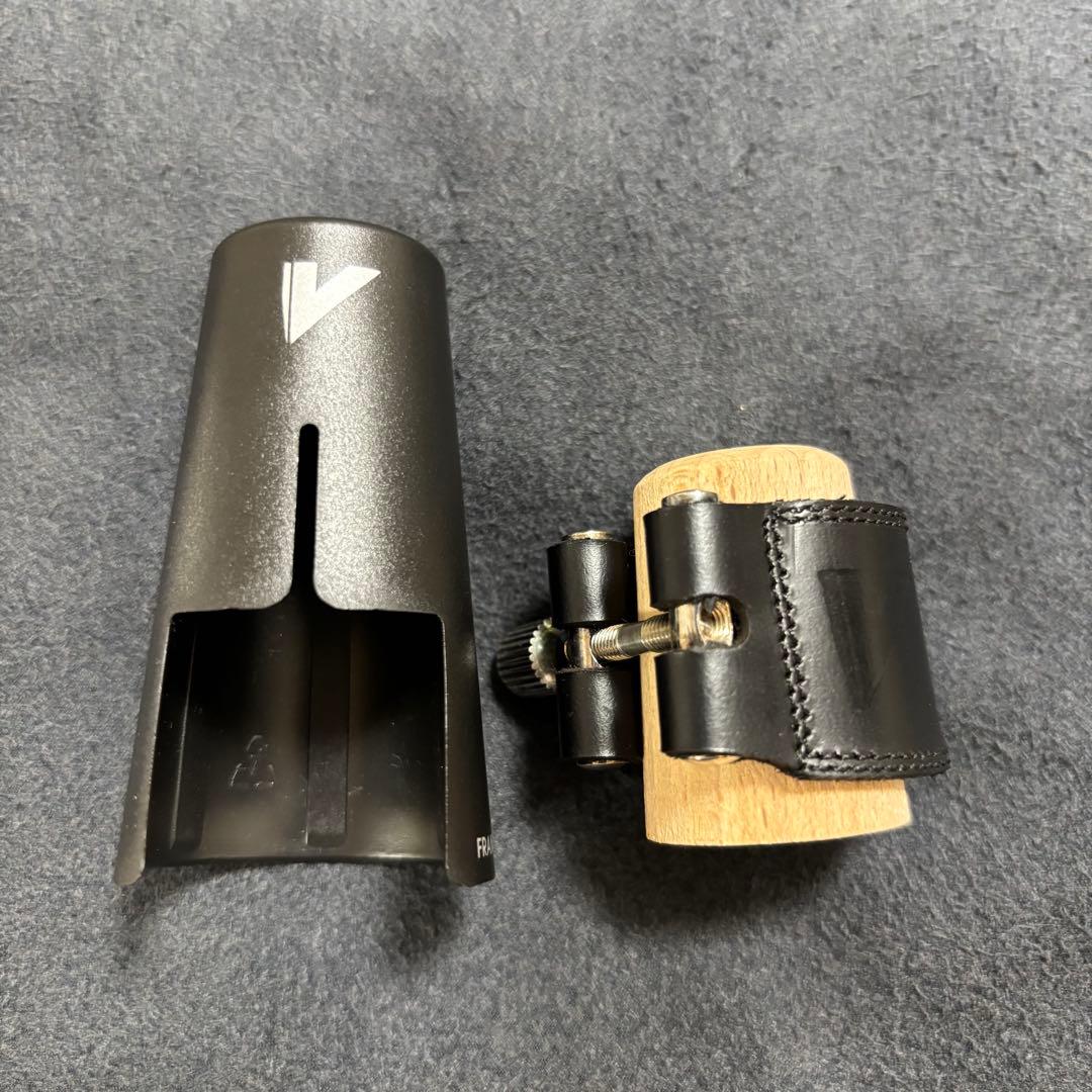 バンドーレン　B♭クラリネット　リガチャー　レザー