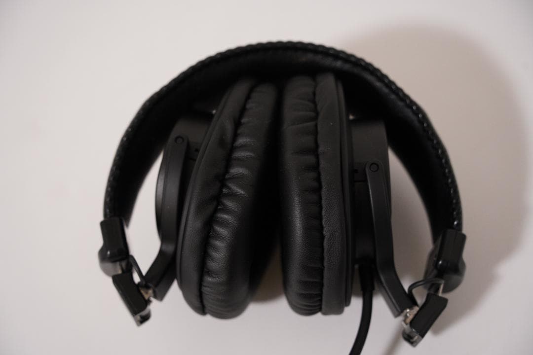 SONY ソニー MDR-7506 密閉型モニターヘッドホン（本体のみ）