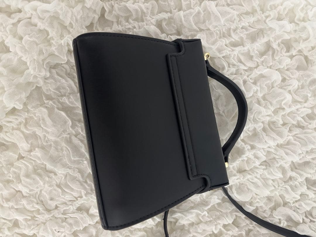 美品　CELFORDビジュースタッズポシェット ブラック　セルフォード