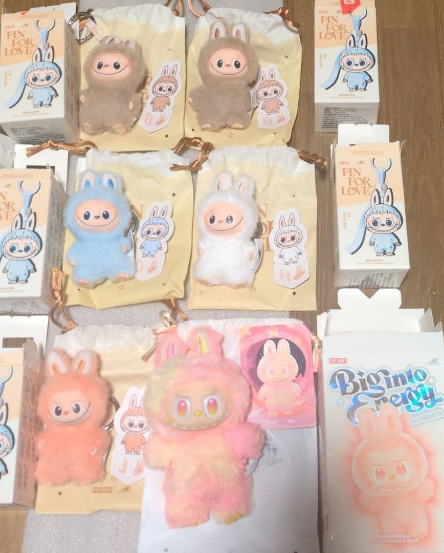 ラブブ PIN FOR LOVE Big into Energy ポップマート