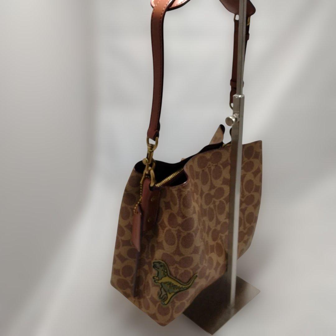 【新品未使用】コーチ ウィロウ バッグ シグネチャー ブラウン C6868