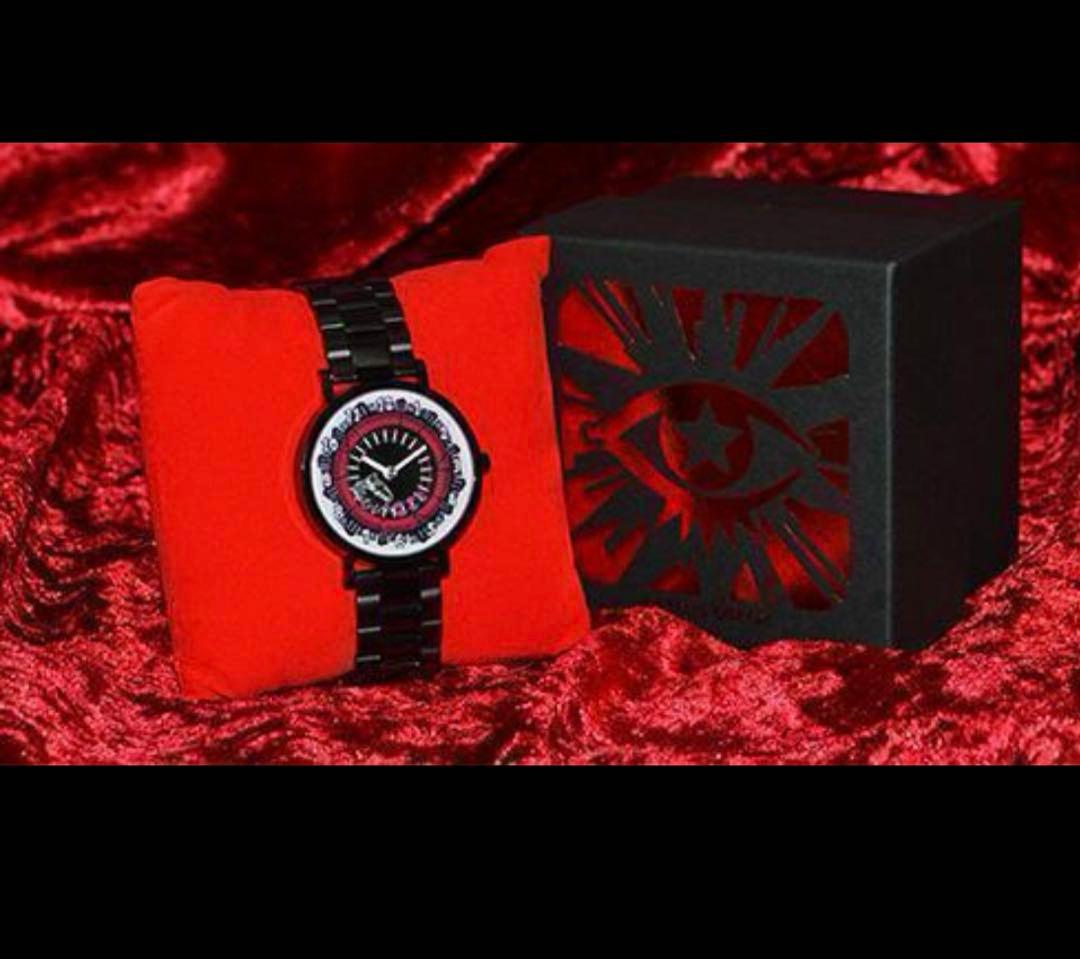 ペルソナ5 時計【25周年限定メメントスモチーフ限定腕時計】