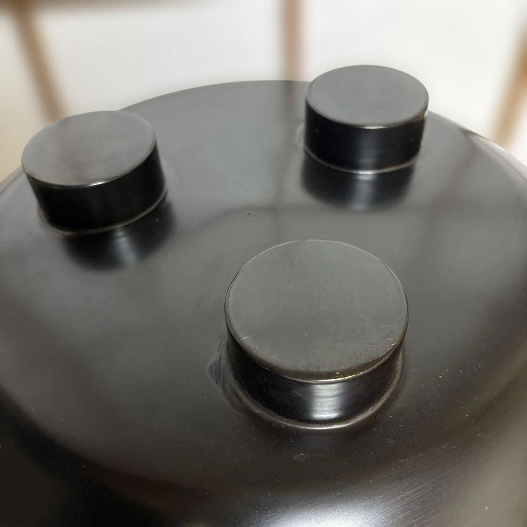 唐銅大西風炉　　般若宗勘