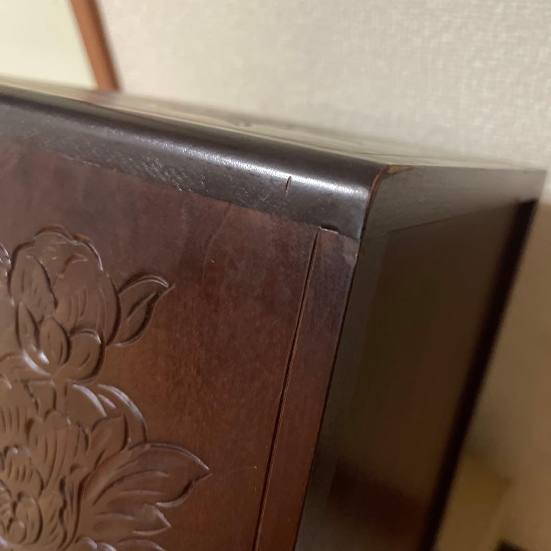 日光彫？軽井沢彫？　木製花柄彫刻箪笥　3段引き出し　家具　アンテーク