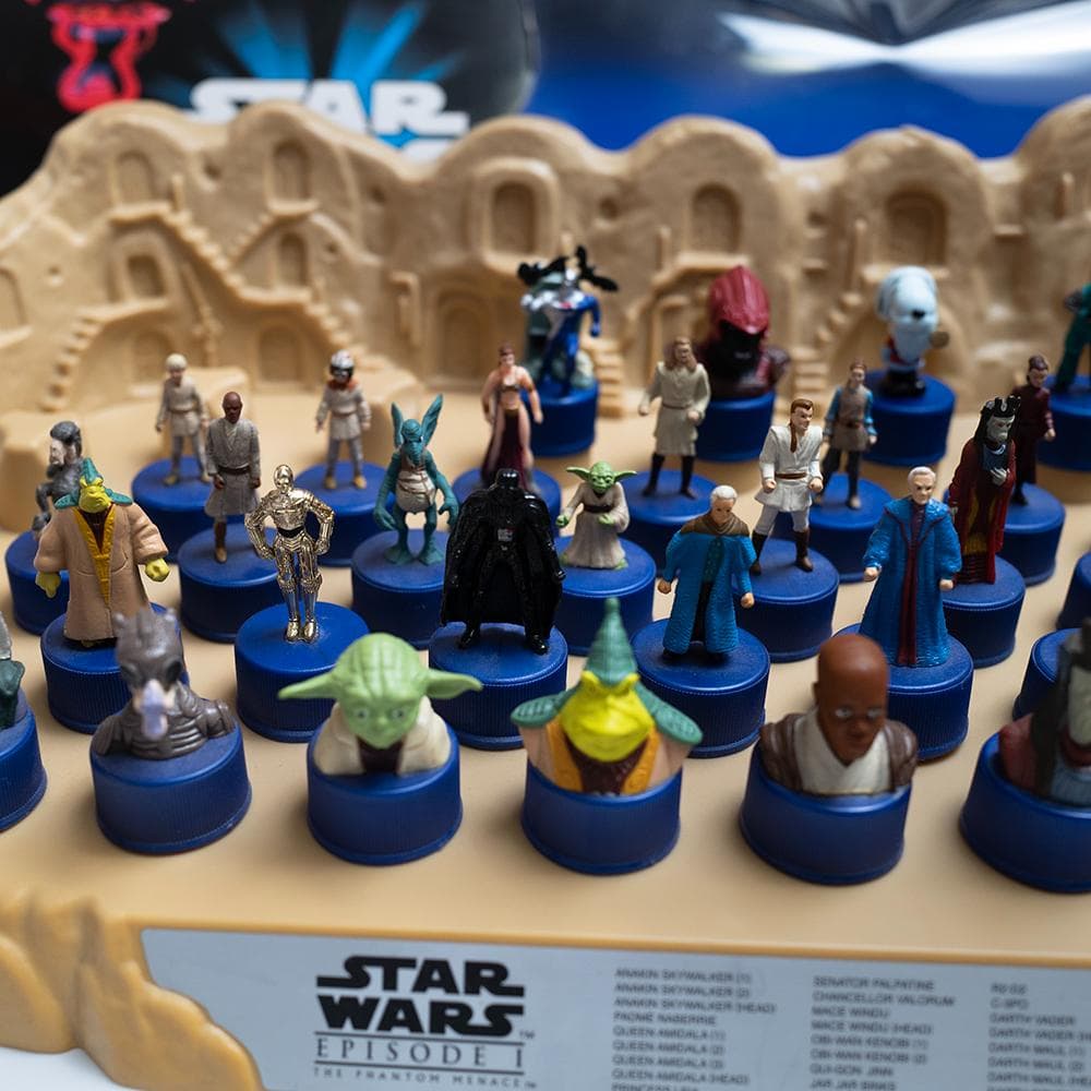 スターウォーズ エピソード1ボトルキャップ 限定コレクションステージ付き