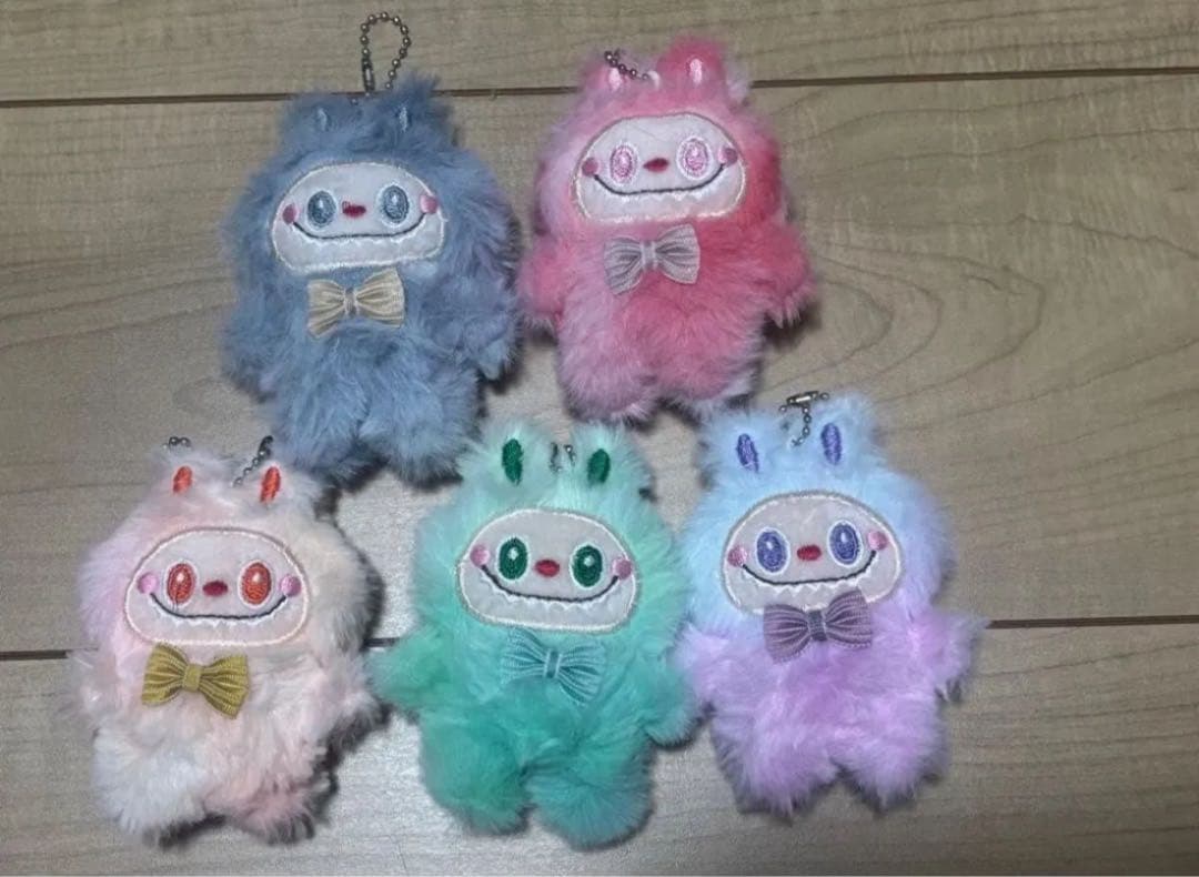 Labubu labubu らぶぶラブブ　ぬいぐるみ キーホルダー100個セット