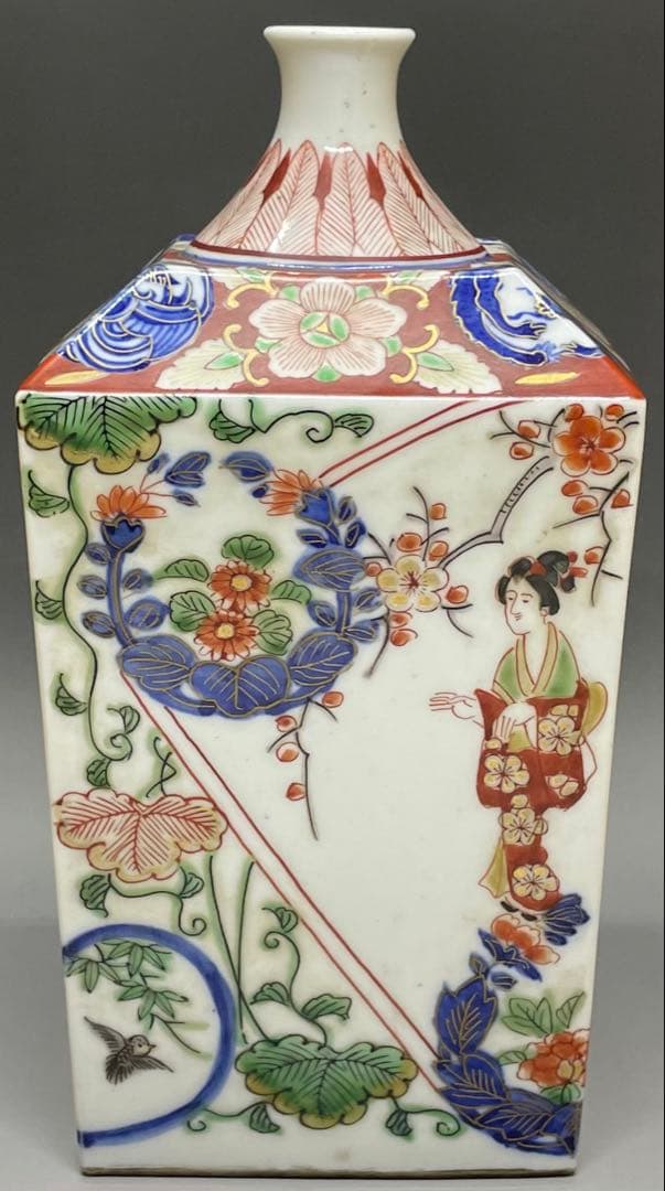 幸せウサギ　古伊万里　錦手　色絵美人角徳利　金彩　色絵　一輪挿し　v613