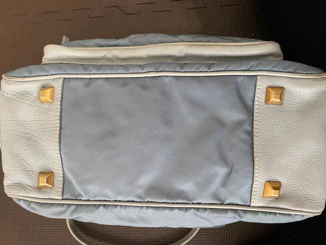 プラダ　ナイロンハンドバッグ