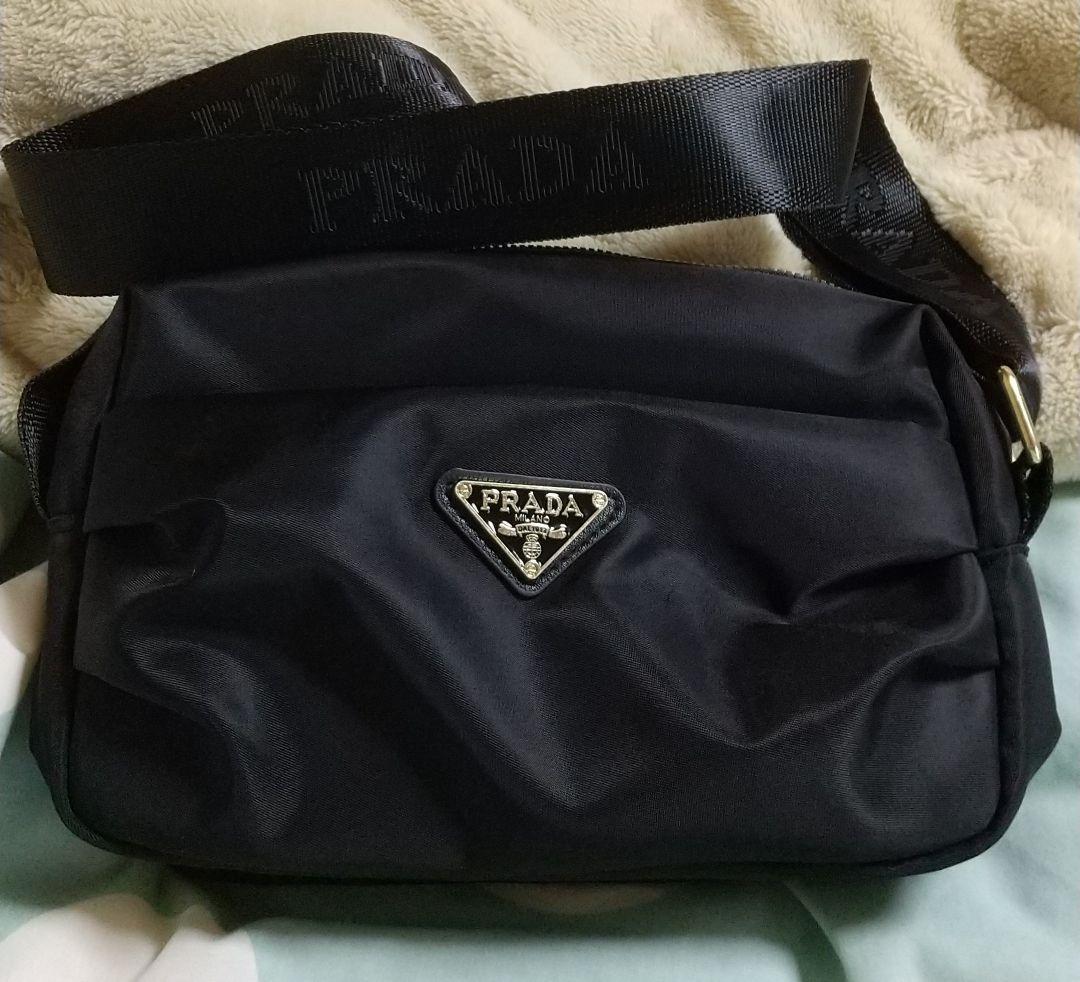 PRADAミニショルダーバッグプラダ