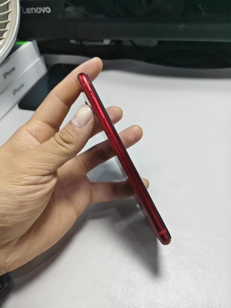 【期間限定／超美品】iPhone SE3 64GB｜SIMフリー｜赤