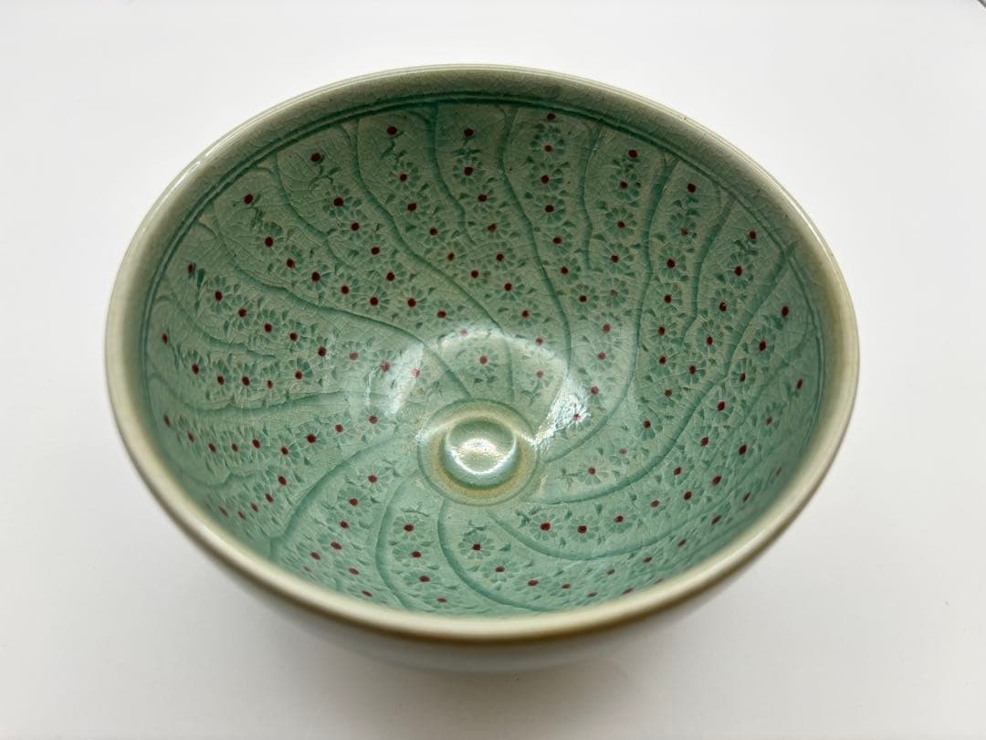 新高麗　青磁茶碗（管理番号008）