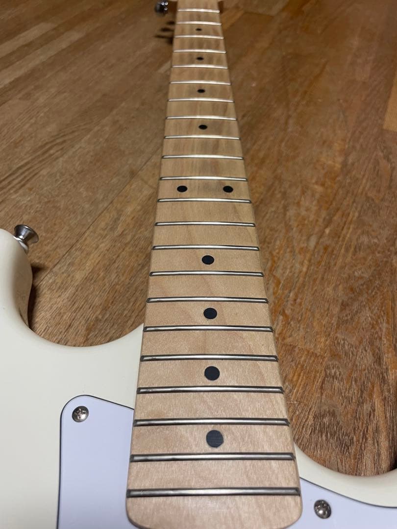 調整済みストラトキャスター　エレキギター