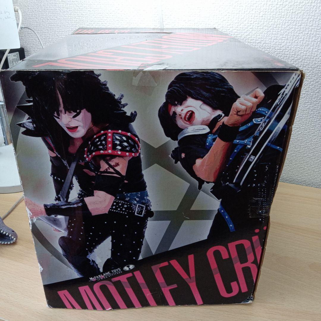 MÖTLEYCRÜESHOUTATTHEDEVILデラックスボックスエディション