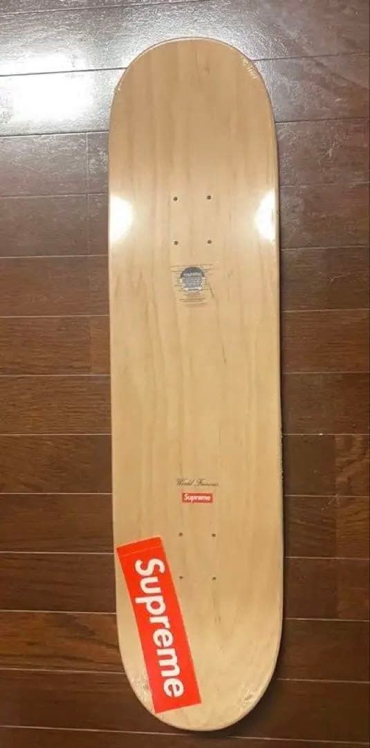Supreme スケボーデッキ　シュプリーム立体ロゴ