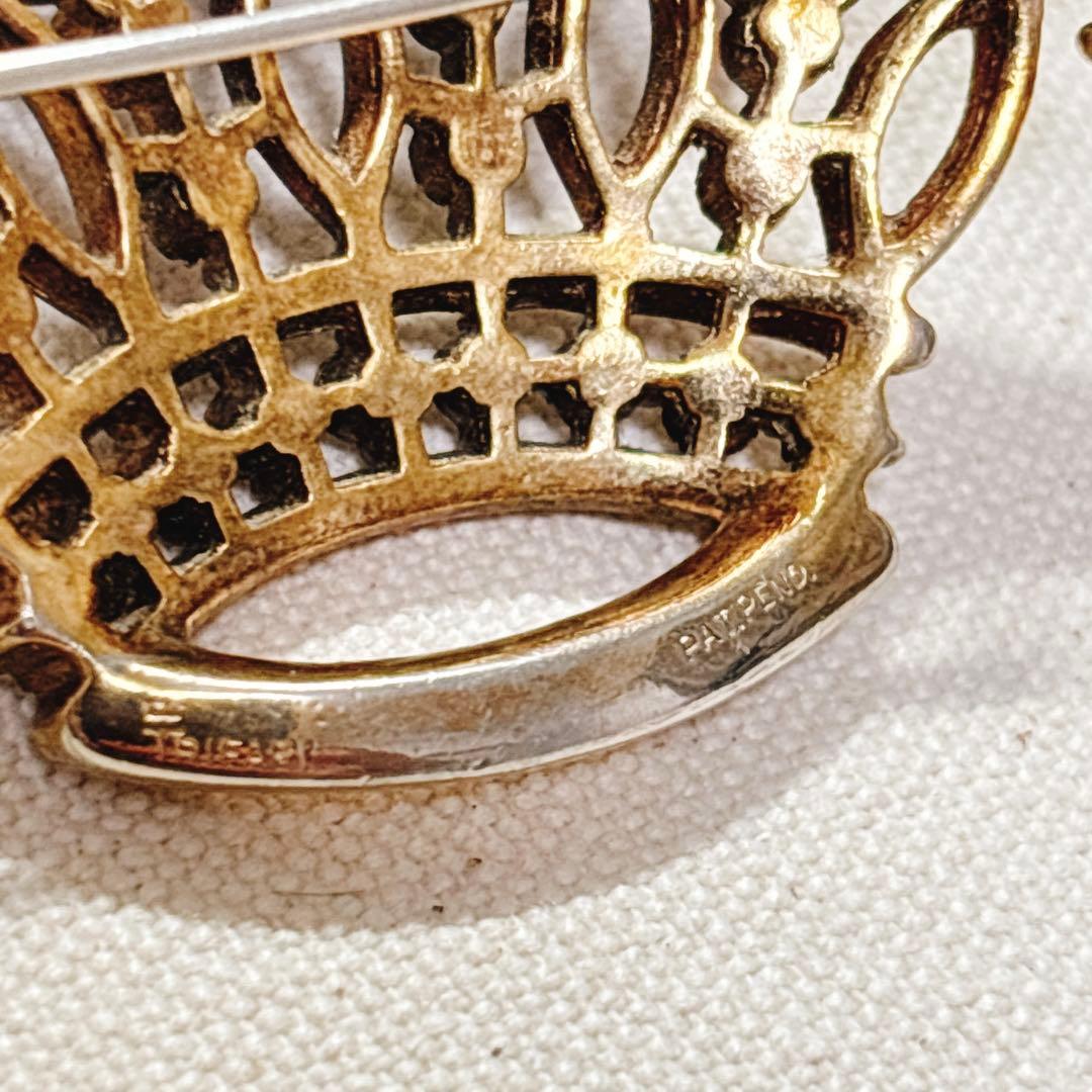 トリファリ ゴールド 大きめ 王冠のブローチ ピン