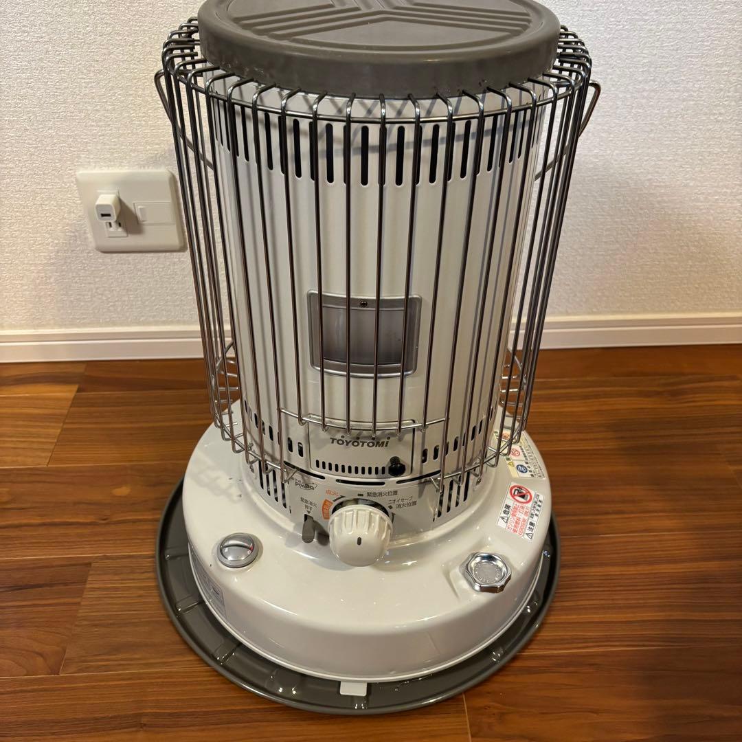 トヨトミ石油ストーブ KS-67H アウトドア　キャンプ