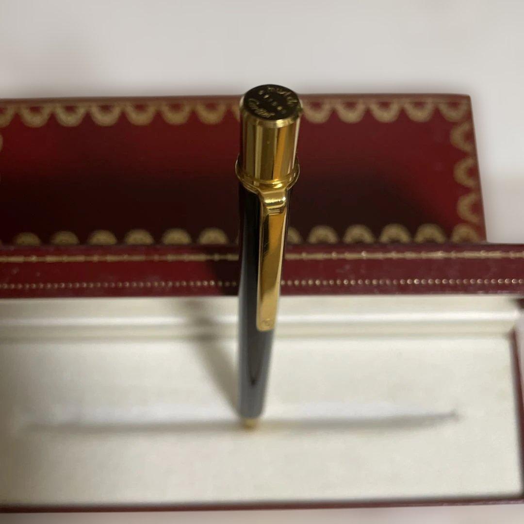 カルティエCartierボールペン黒
