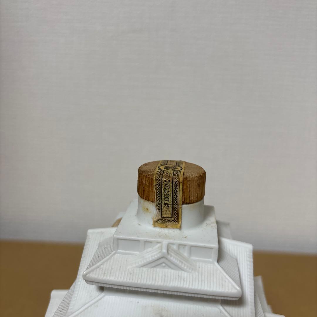 サントリーウイスキーローヤル　大阪城型ボトル　未開栓