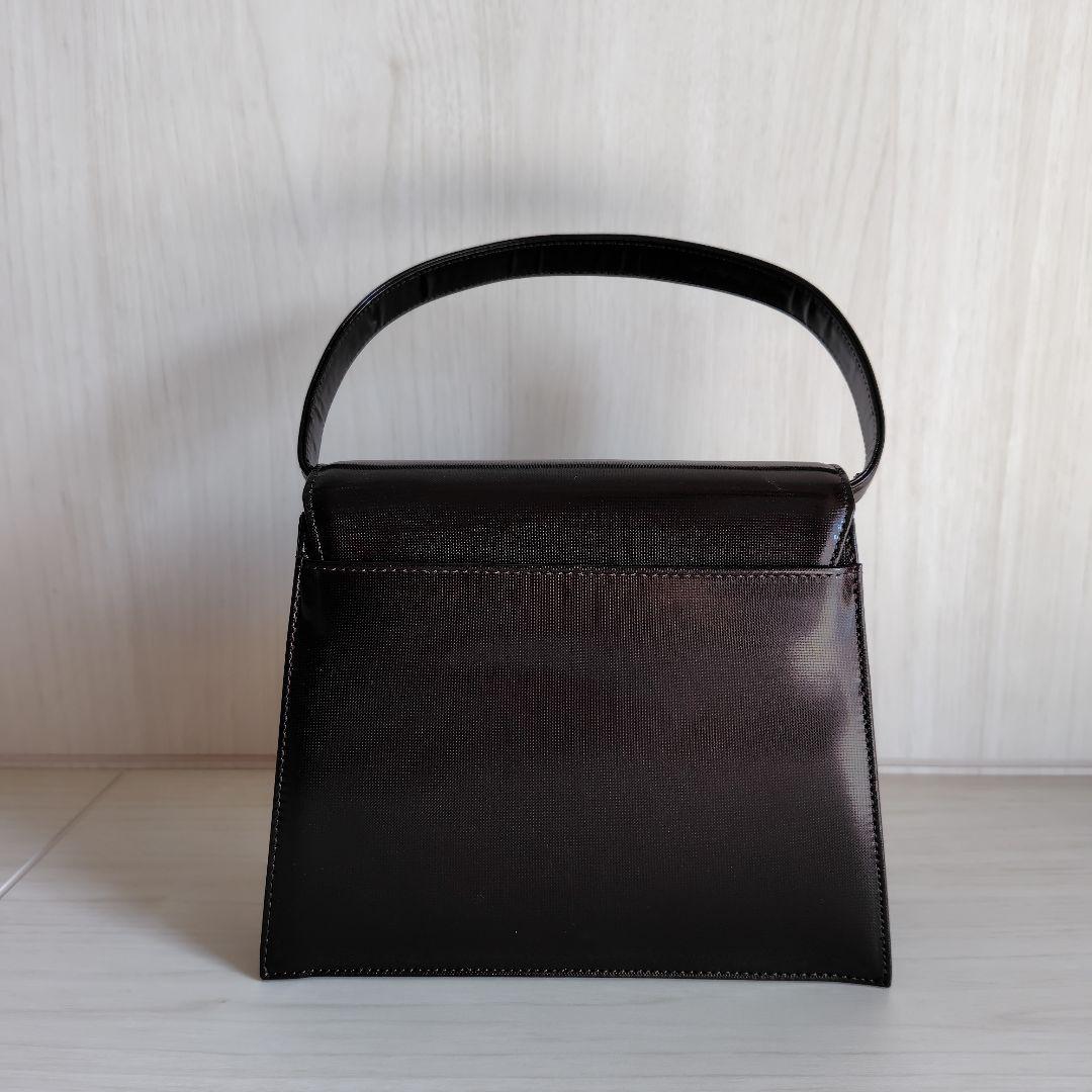 GIVENCHYレザーハンドバッグ(ダークブラウン)