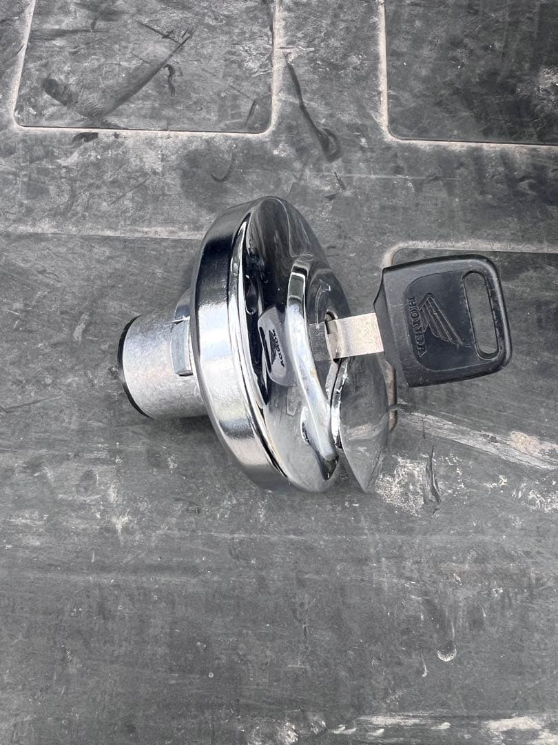 ホンダ　マグナ250 V－TWIN MAGNA 純正タンク