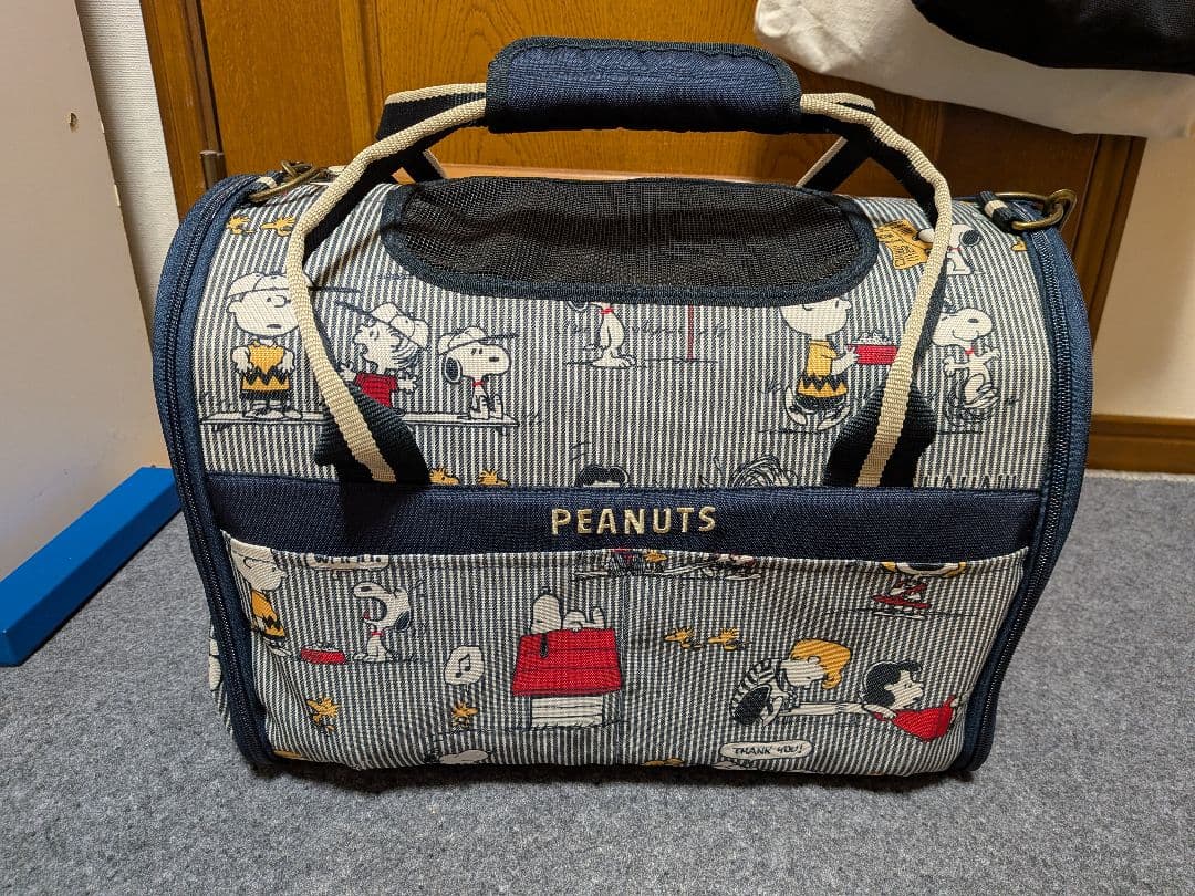 ピーナッツ　SNOOPY　スヌーピー　小型犬用　キャリーバッグ　ペットパラダイス