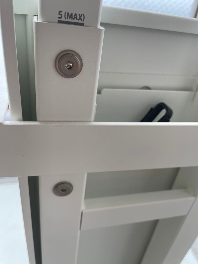 WALL V2 テレビスタンド ロータイプ サテンホワイト