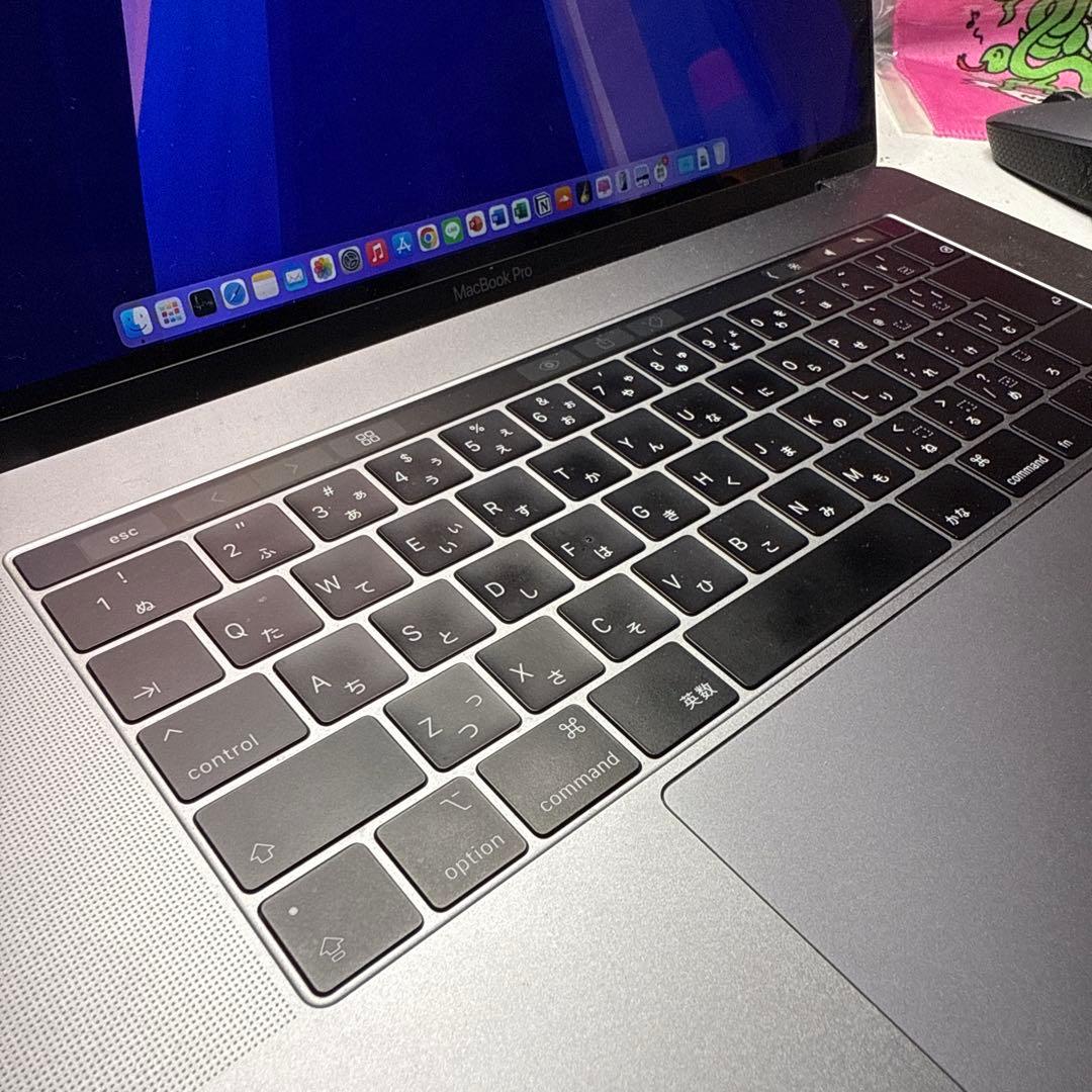 MacBook Pro 2018 15インチ