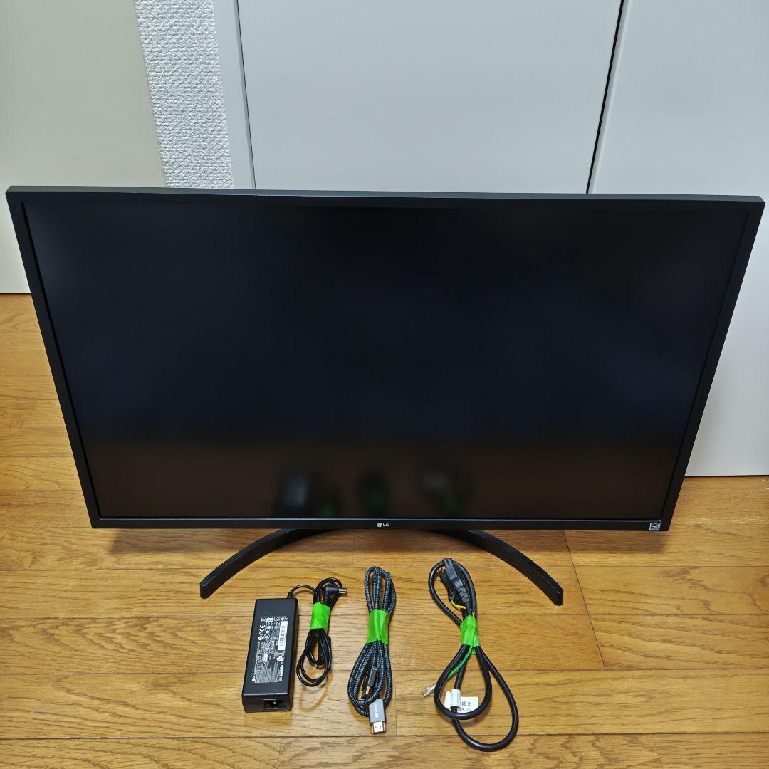 【完動品】 LG 32UK550‑B 32型 4K 大画面モニター　送料無料