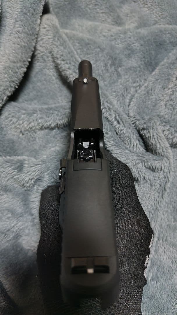 タナカ p228HW POLIZEI（スイスポリスver.）予備mg付 ガスブロ