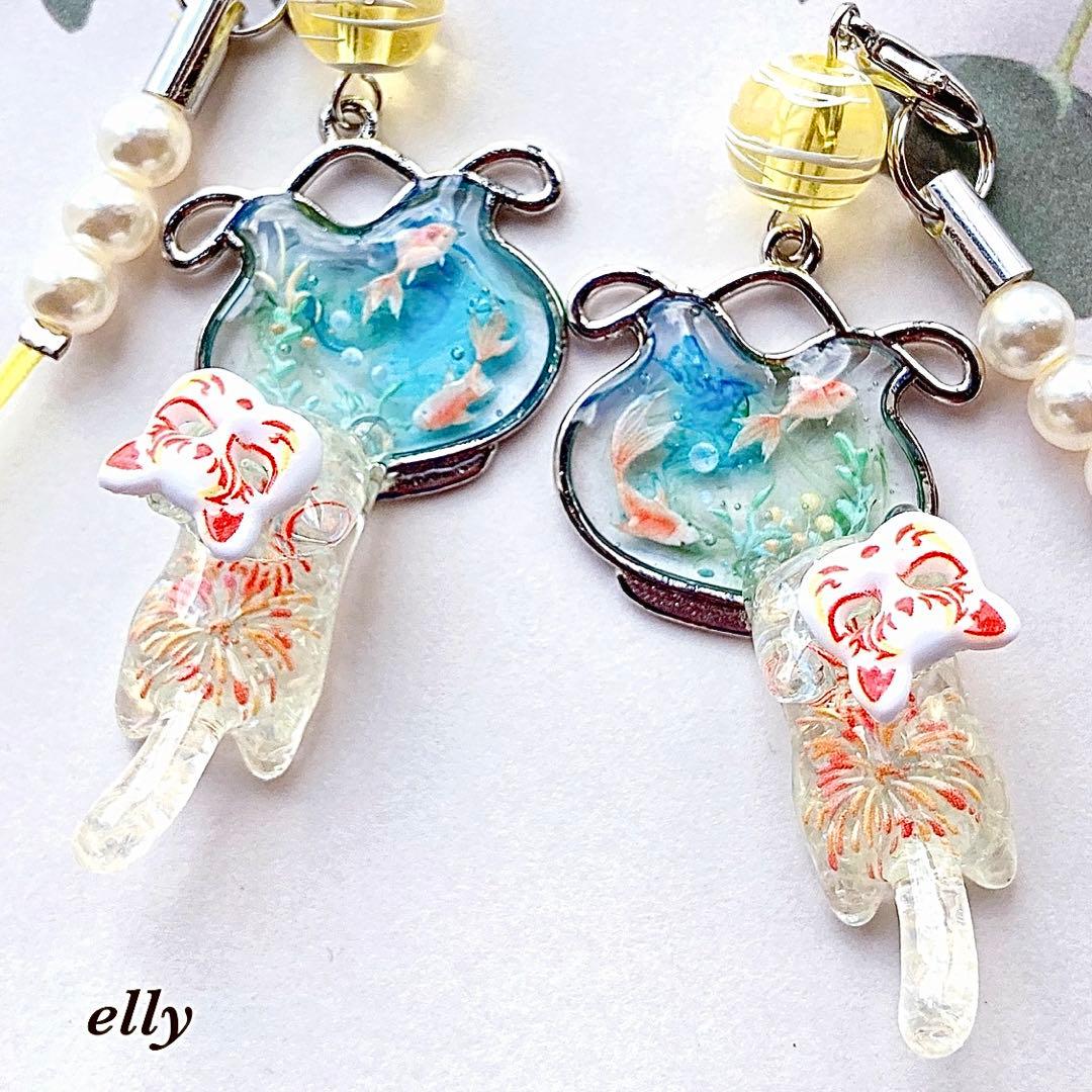 【sawasawa様】1392.琉球ガラス　向日葵　じゃれ猫　レジン　チャーム